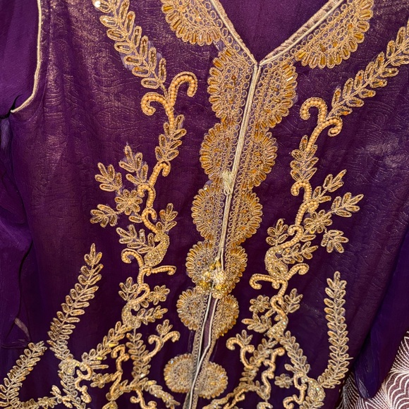 Elegant Purple and Gold Embroidered Women's Top - Picture 2 of 5